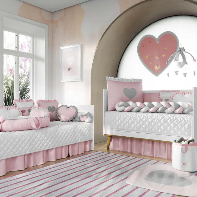 Quarto de Bebê Completo Coração Rosa 43 Peças